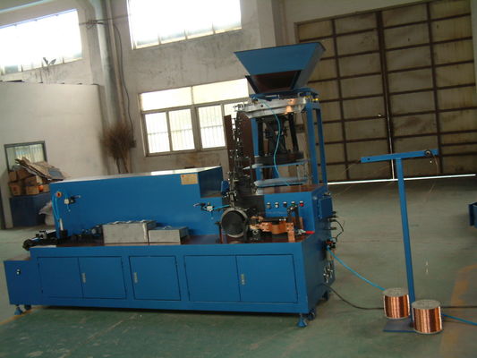 Катушка настилая крышу Collator ногтя